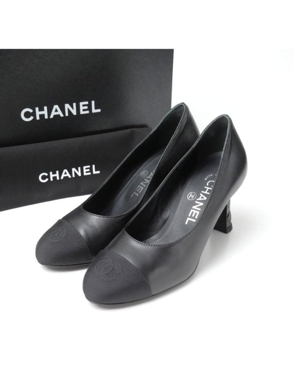 Chanel Pumps 35C CC Logo Cap Toe Lambskin Heel